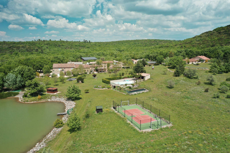 hôtel et hébergements